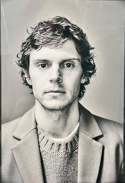 Evan Peters